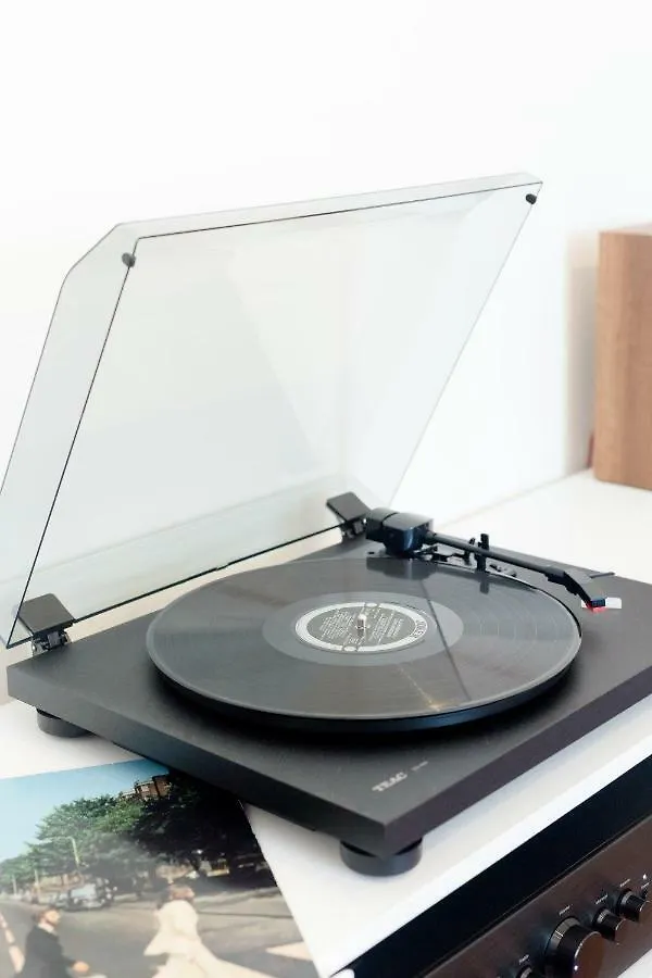 Vinylogy Apt Roma 0*,  Italia